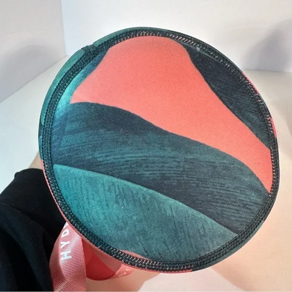 Hydro Jug 73 oz Coral With Removable Green/Coral Sleeve Detachable Adjust Strap - Picture 7 of 13